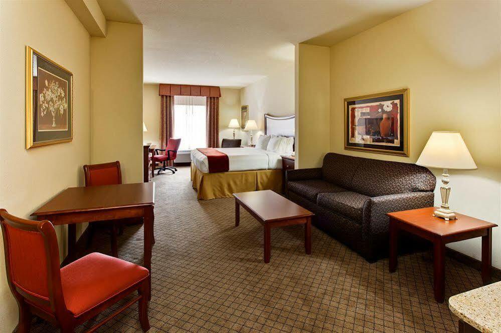Holiday Inn Express & Suites Morristown By Ihg Bagian luar foto